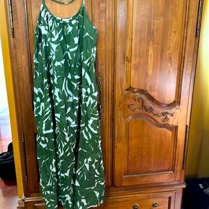 emerald green maxi dress or cover up